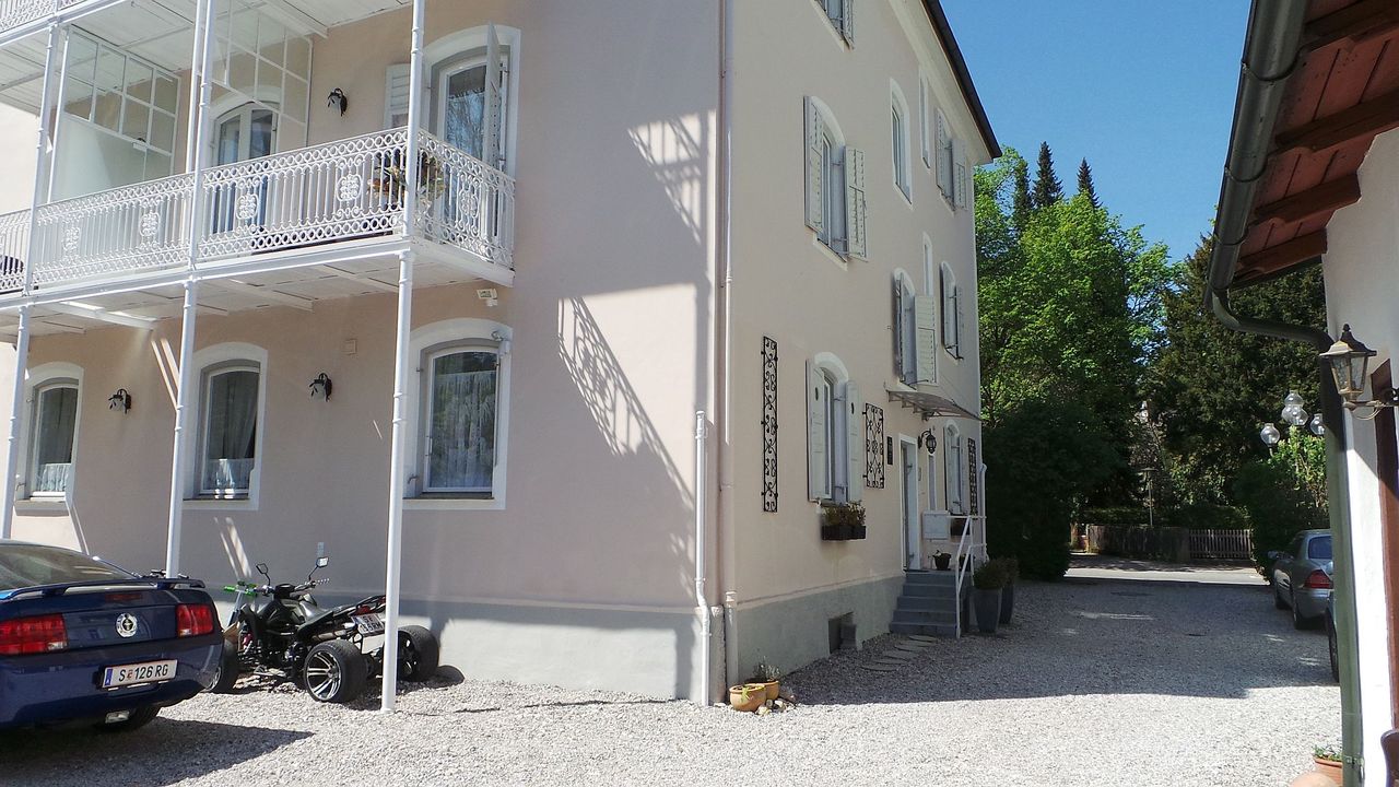 Zufahrtsbereich Parkplätze Zufahrtsbereich Parkplätze